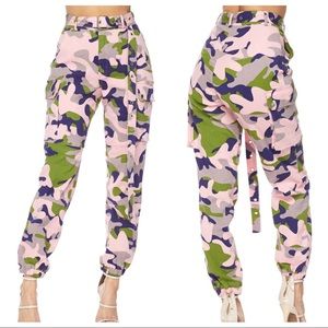 ❌SOLD❌Camouflage Print Cargo Pants
